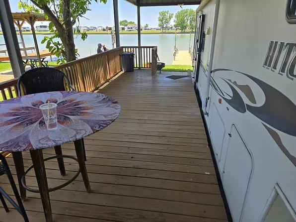 2062 Pelican Isle Dr, Kerens, TX 75144