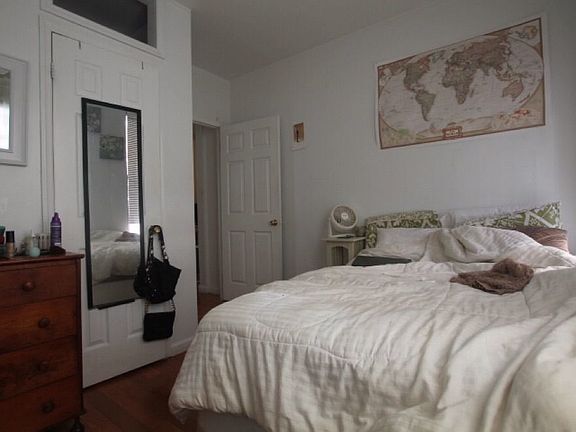 3rd image of 348 E 66th St APT 32