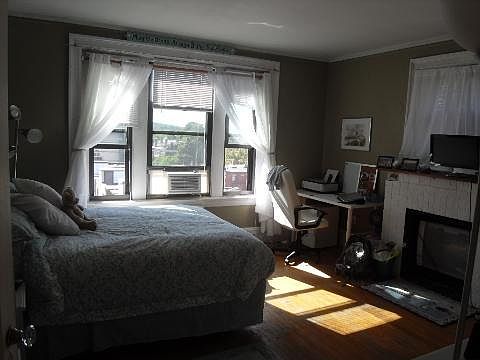 2nd image of 448 Park Dr APT 15F