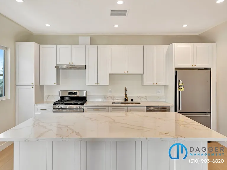 2800 Winter St #2 — Photo 10
