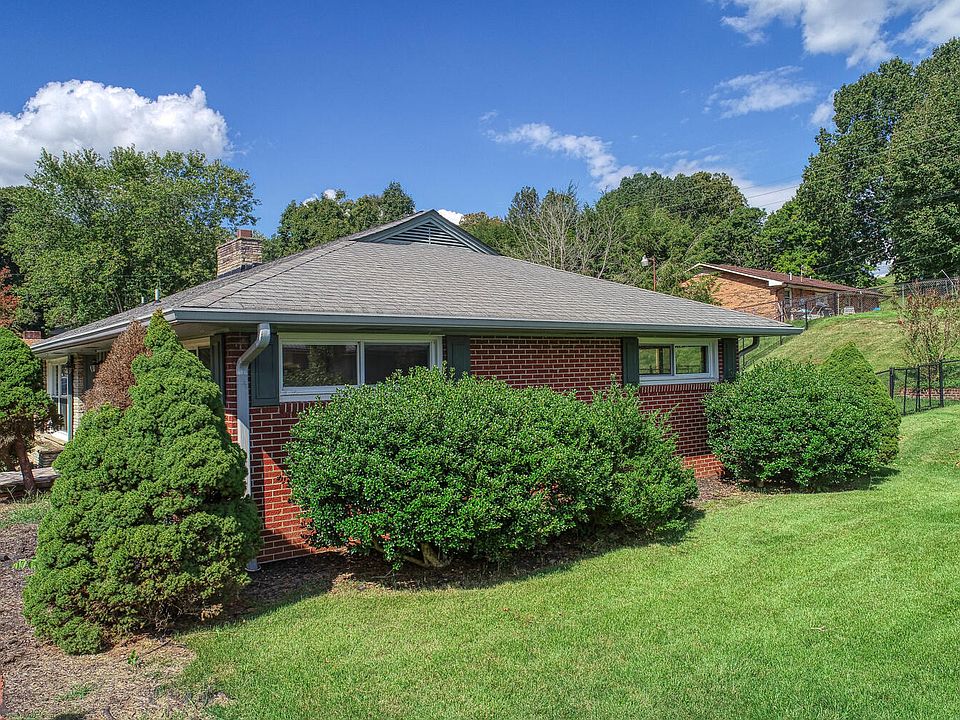220 Maple Ave, Church Hill, TN 37642 Zillow