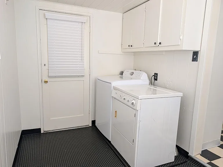 1007 Pacific St — Photo 5