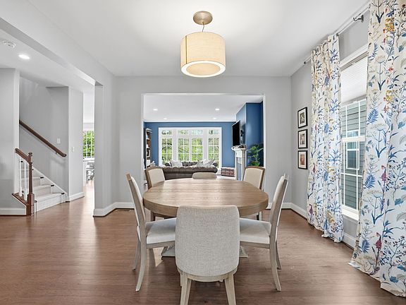4th image of 1156 Sray Ln