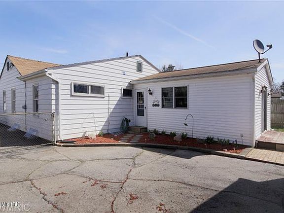 3rd image of 103 Mosher Ave