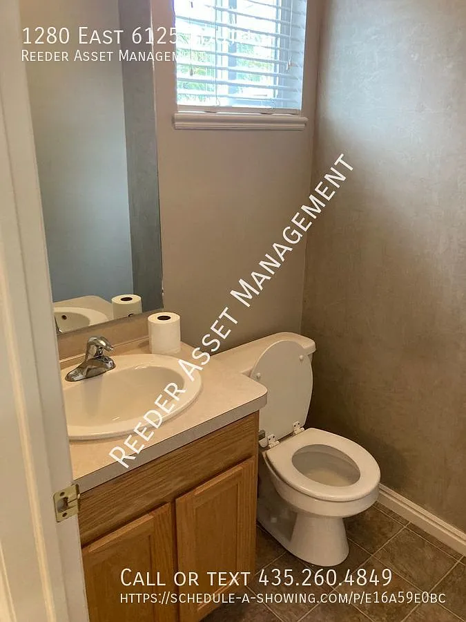 2 Bed Towhome In South Ogden — Photo 4