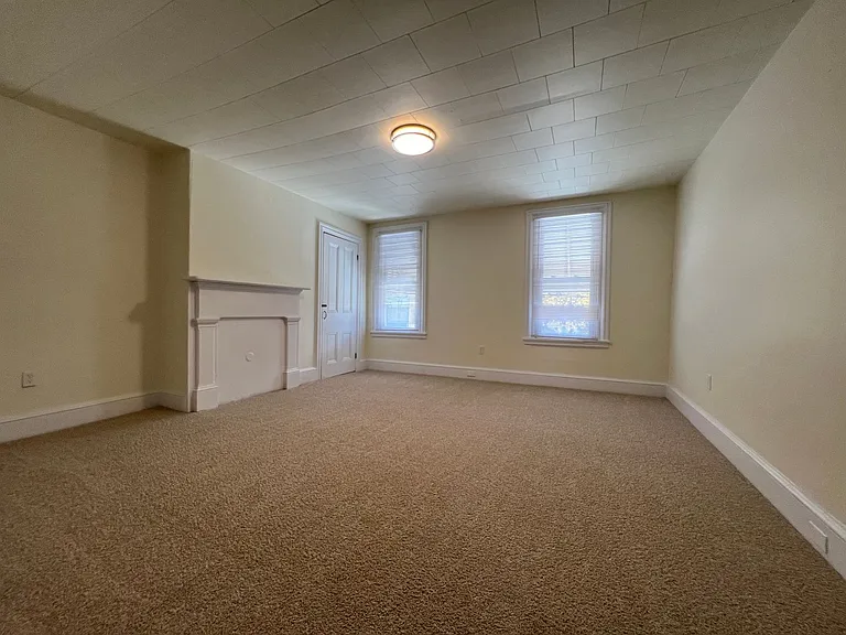 119 Bausman St — Photo 12