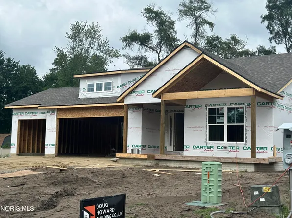 34 Victory Ln, Holland, OH 43528