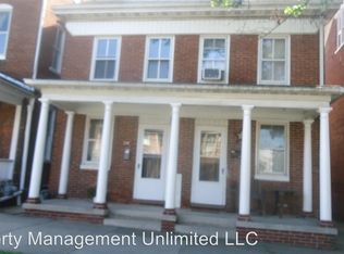 31 S Main St, Spring Grove, PA 17362