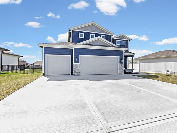 2nd image of 18593 W 193rd St