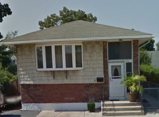 196 Brower Ave, Rockville Centre, NY 11570
