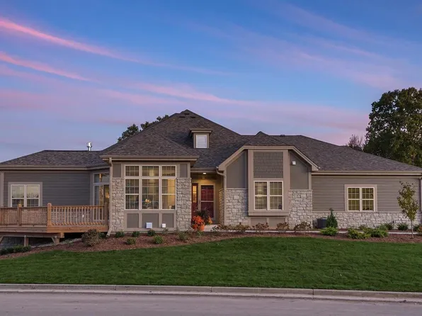 S99W13675 Jay DRIVE #17-52, Muskego, WI 53150