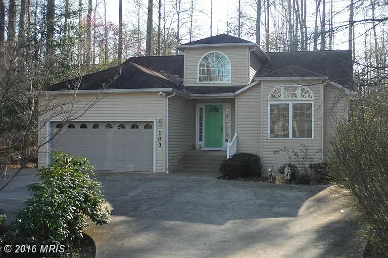 103 Edgemont Cir photo 1