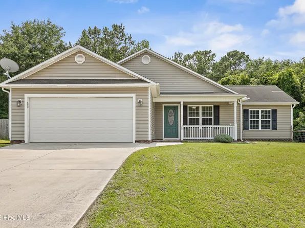 302 Brookstone Way, Jacksonville, NC 28546