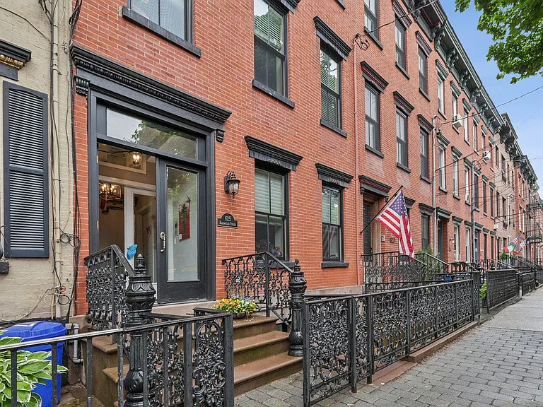 625 Bloomfield St #3 — Photo 14
