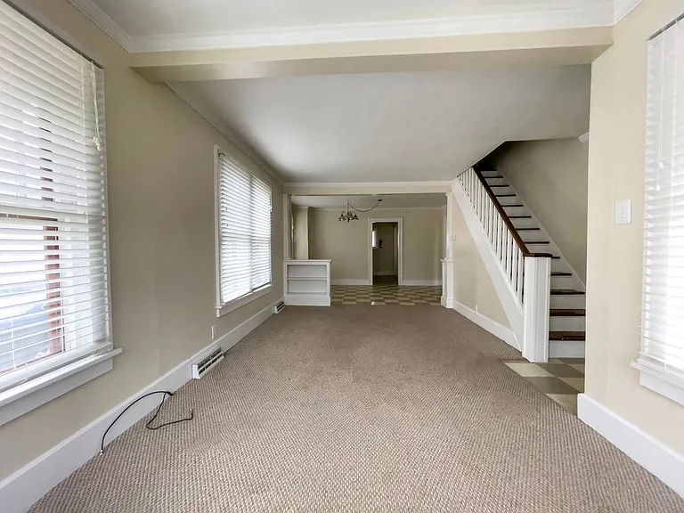 215 S Talley Ave — Photo 11