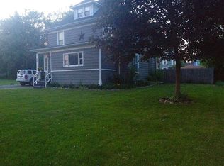 26 Windsor St, Lockport, NY 14094