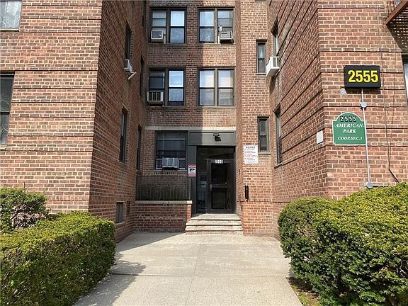 2nd image of 2555 Batchelder St APT 6G