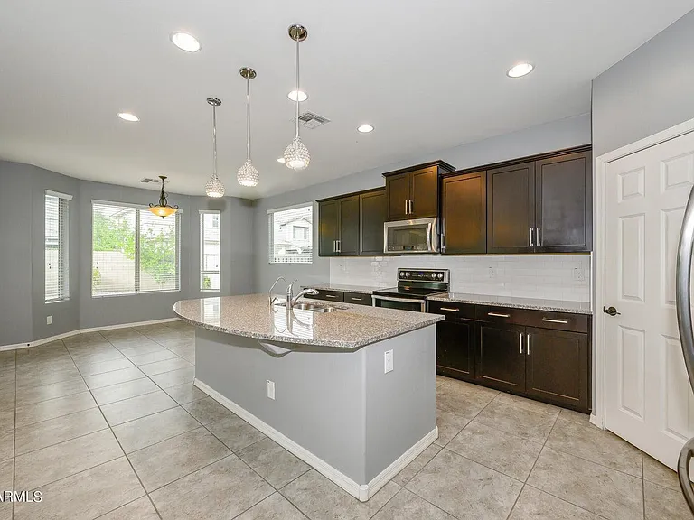 4374 E Mesquite St — Photo 13