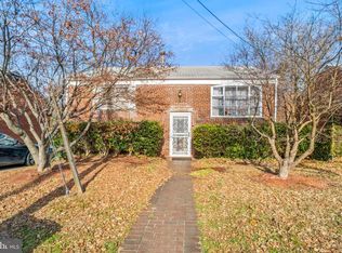 3028 P St SE, Washington, DC 20020