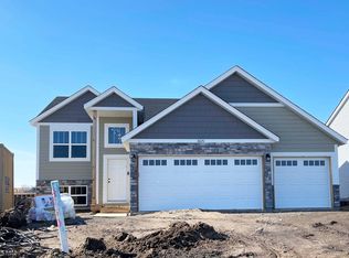 8670 145th Ln NW, Ramsey, MN 55303