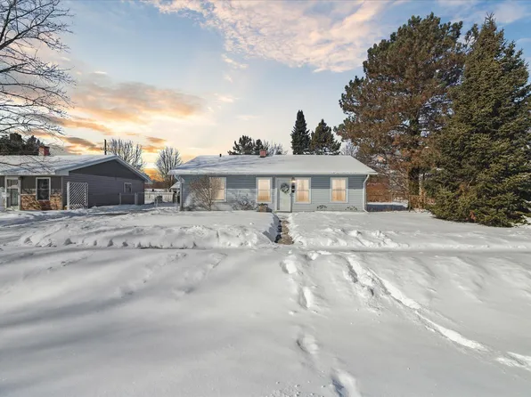 6356 Richalle St, Brighton, MI 48116