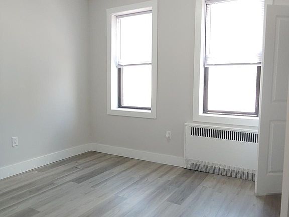5th image of 92 Highland Ave #210