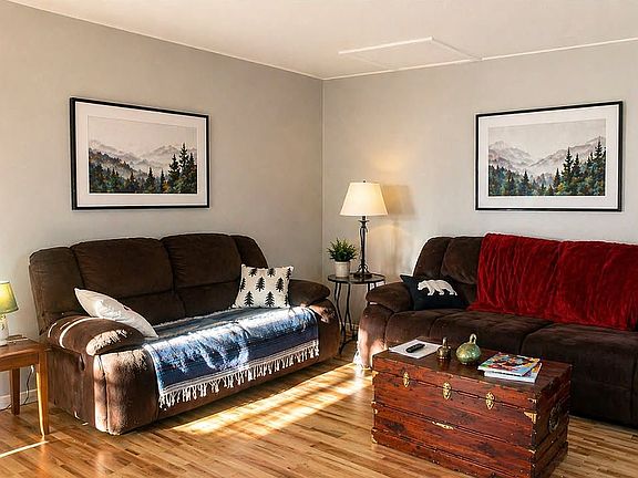 Bright, spacious living room