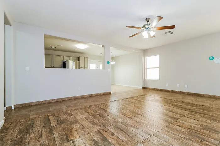 22834 W Mohave St — Photo 2