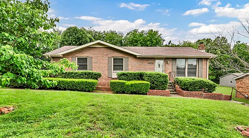 409 Christopher Dr Photo 1