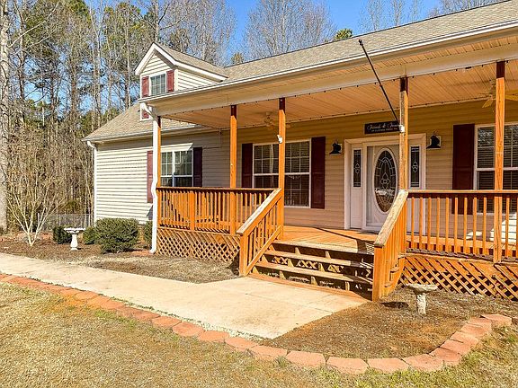 2nd image of 97 Arbor Dr