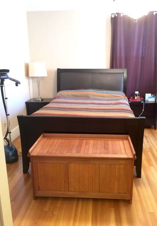 2 Bed 1 Bath Property, New York • 885 Sq Ft