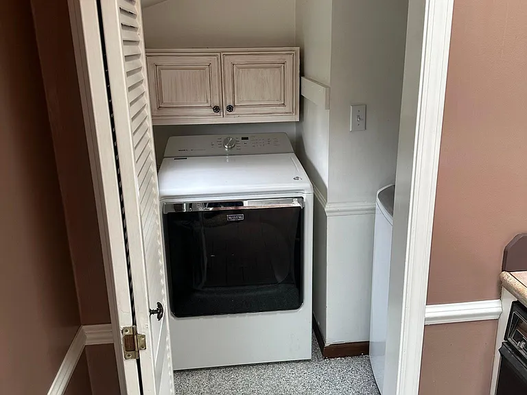 5747 Norwaldo Ave — Photo 3