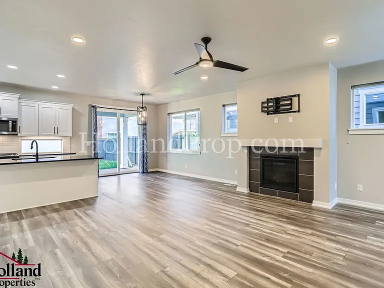 6503 SE Provence St — Photo 5