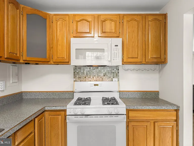 6034 Westchester Park Dr #1 — Photo 11