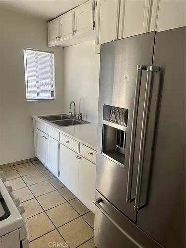 934 W 71st St #1/2 Photo 1