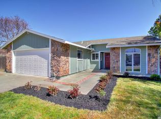 11 Lochness Ct, Sacramento, CA 95826
