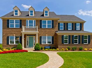 8276 Woodland Creek Ct, Blacklick, OH