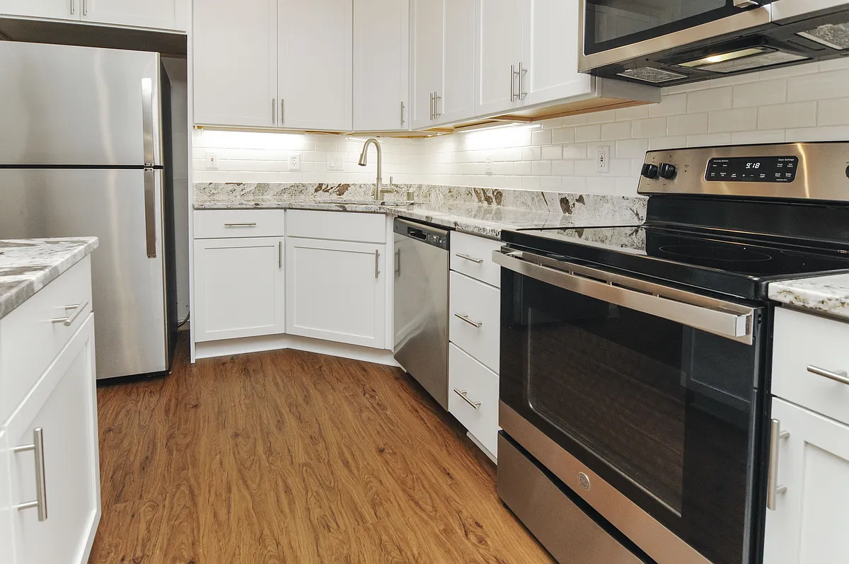 Building Photo - Yorktown Estates Apartments