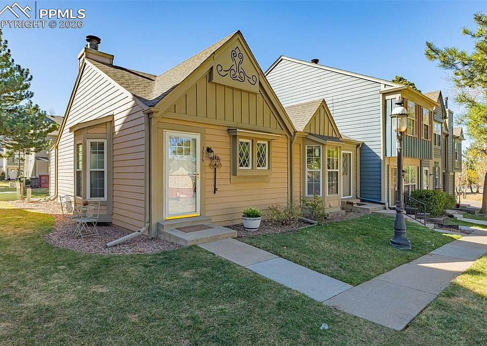 1st image of 3676 Queen Anne Way
