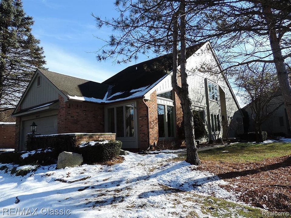 1st image of 30669 Ramblewood Club Dr
