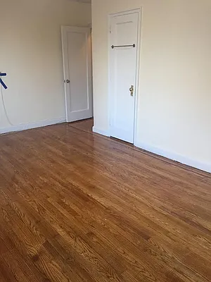 Rented by Roberto Guilbet, LREB | media 20