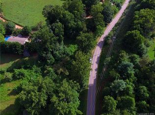 651 Upper Glady Fork Rd, Candler, NC 28715