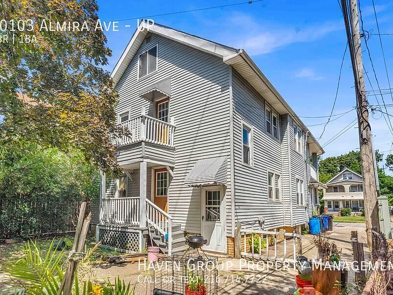 10103 Almira Ave #UP — Photo 20