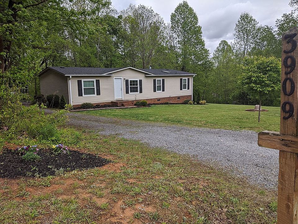 1st image of 3909 Meadow Ln