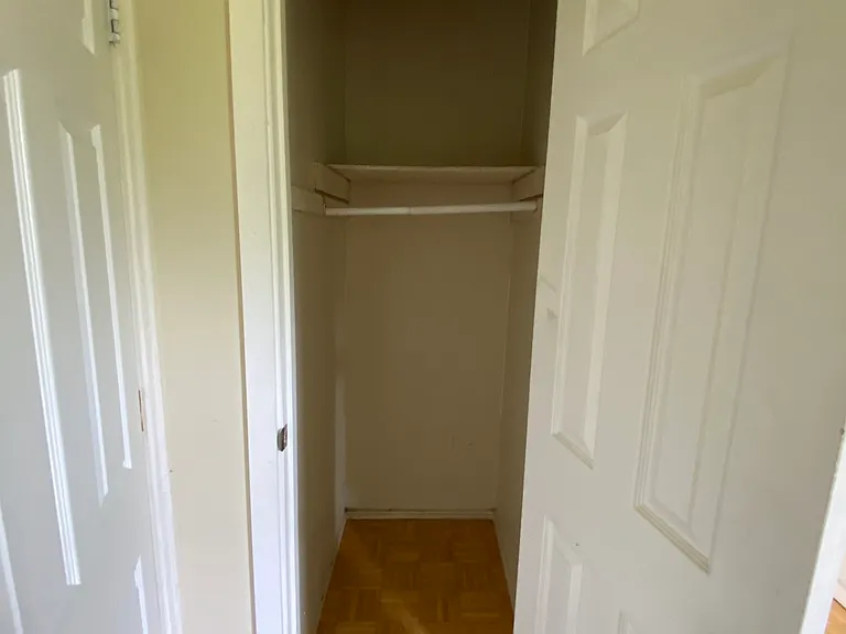 2427 Broadway #2R — Photo 8