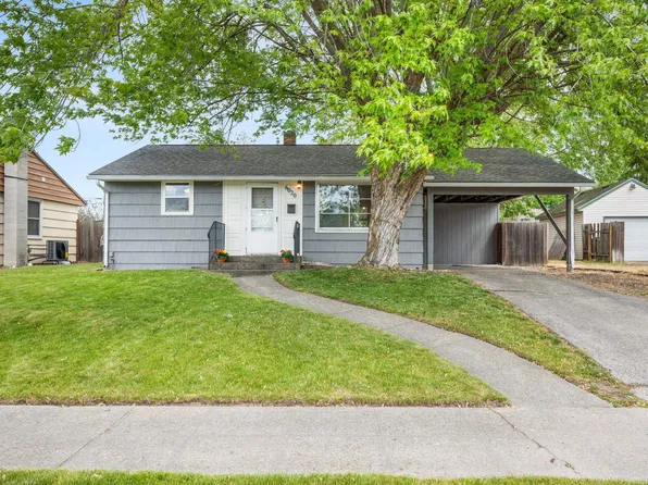 6020 N Douglass St, Spokane, WA 99208