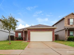 307 Ginseng Ln, Crosby, TX 77532