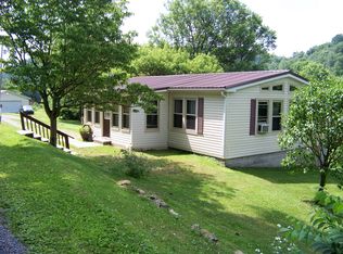 753 Green Valley Rd, Brookville, PA 15825