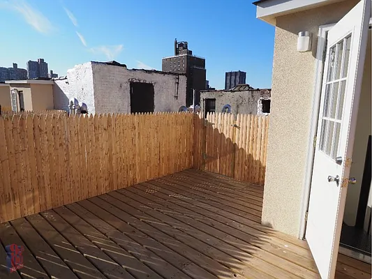 Rented by REAL New York | media 7