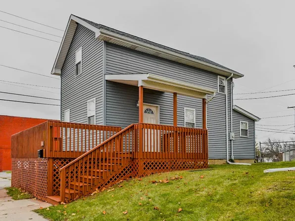 209 E Quincy St, Garrett, IN 46738